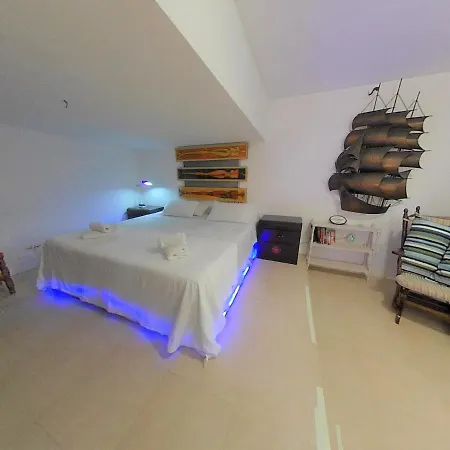 Apartment Gaudy Apart *