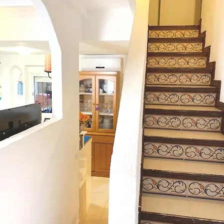 Gaudy Apart Sitges