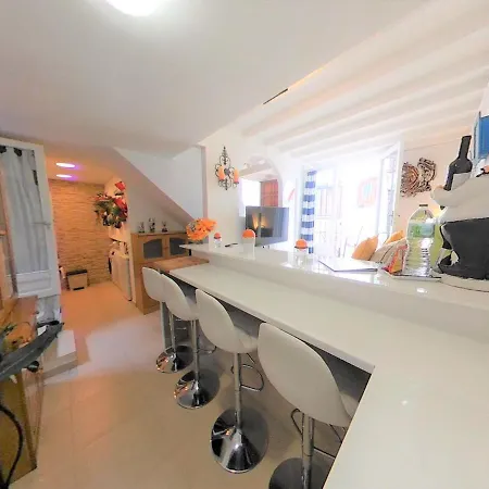 Apartment Gaudy Apart Sitges